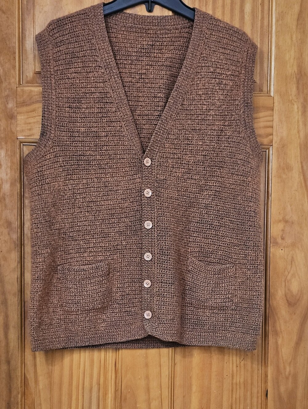 Women's Warm Brown Chunky Knit Button-Front Sweater Vest with Pockets|Approx XL